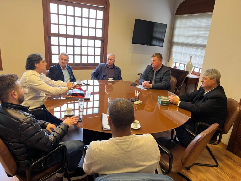 0E656C52-5068-49D0-B22E-72A3F358F377