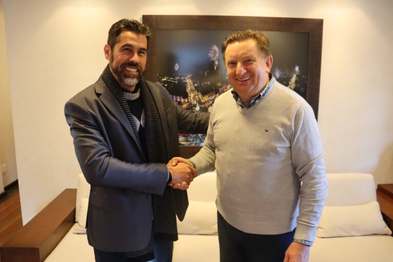 1B801E15-E47C-46E8-AC81-1138DD5C8F0B