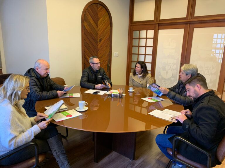 536FE0D0-F787-4294-A2EC-41D5B6B8FBE2