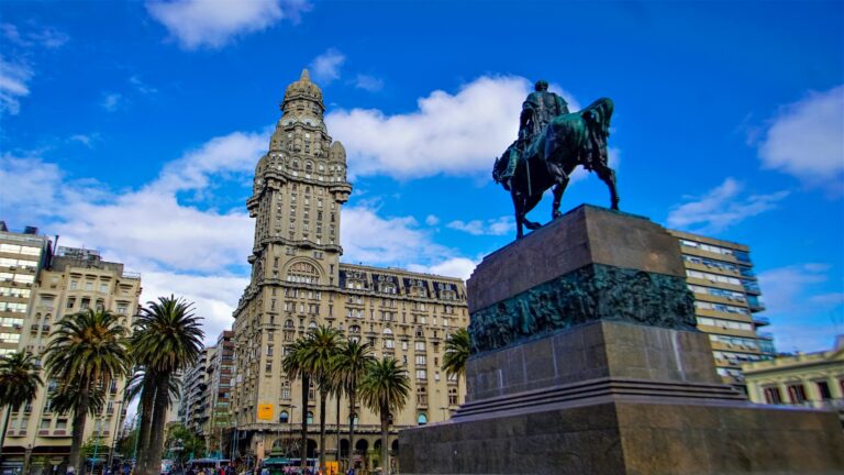 C2CF3276-32A0-4716-A092-1FFF7DD8EC6C