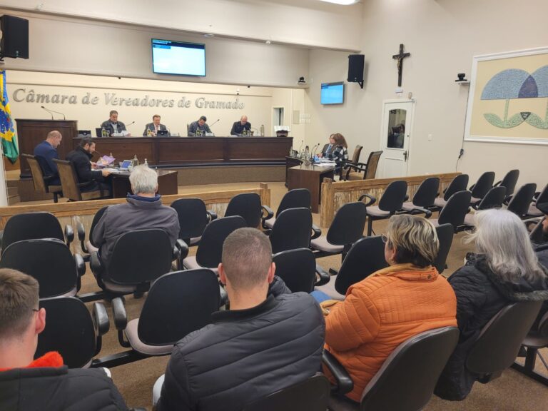 CEC986C0-AC41-4E0A-855E-540D8820CB8F