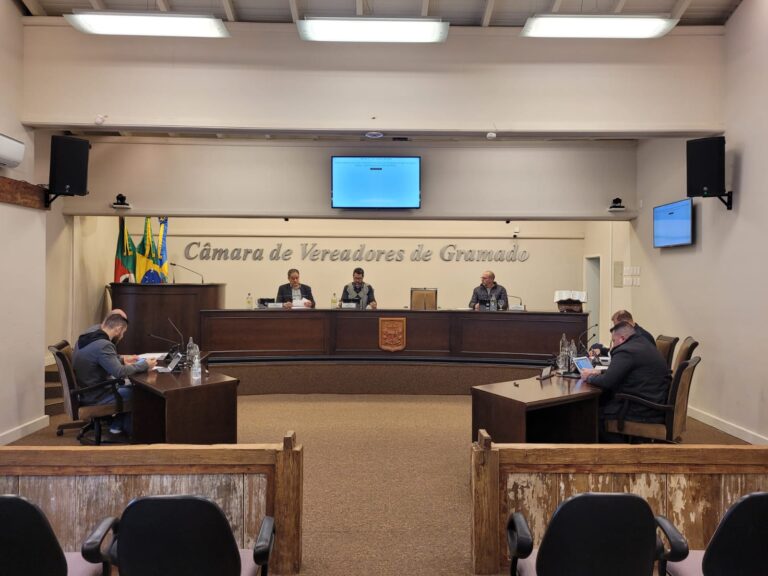 E2CCFF43-C3A6-4371-9B5C-4CEC214547D4