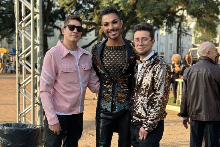 1167C611-FC46-4334-B7A7-8287BF0B6137