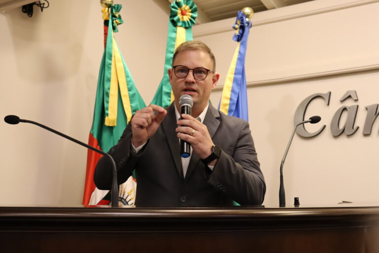 1F1B23AB-9EEB-4C51-8F0E-7FCDC35DF8E9