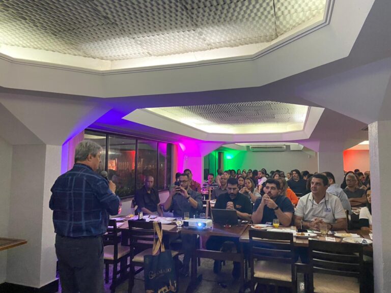 85060645-A4B9-4A7D-8F06-337A00610406