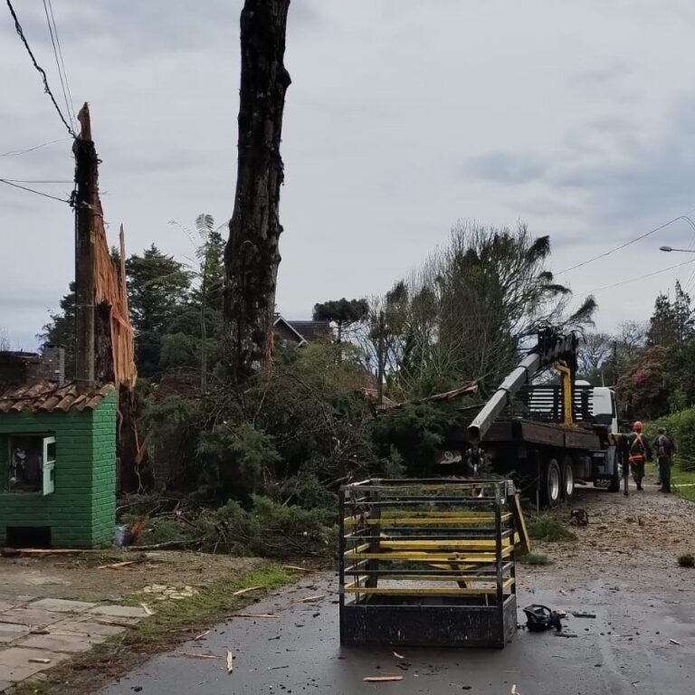 011F21A0-08BB-48A8-B249-289D3AA932FB