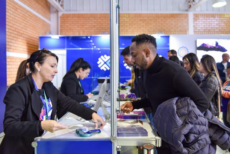 754AA10B-C3DF-43B0-BD33-45F7D34CA283