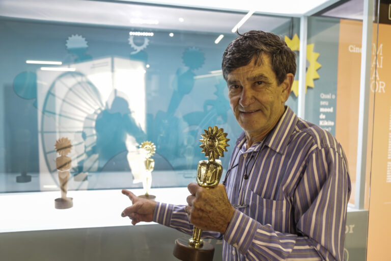 9C75B237-7531-4E03-BDDB-932E9C764614