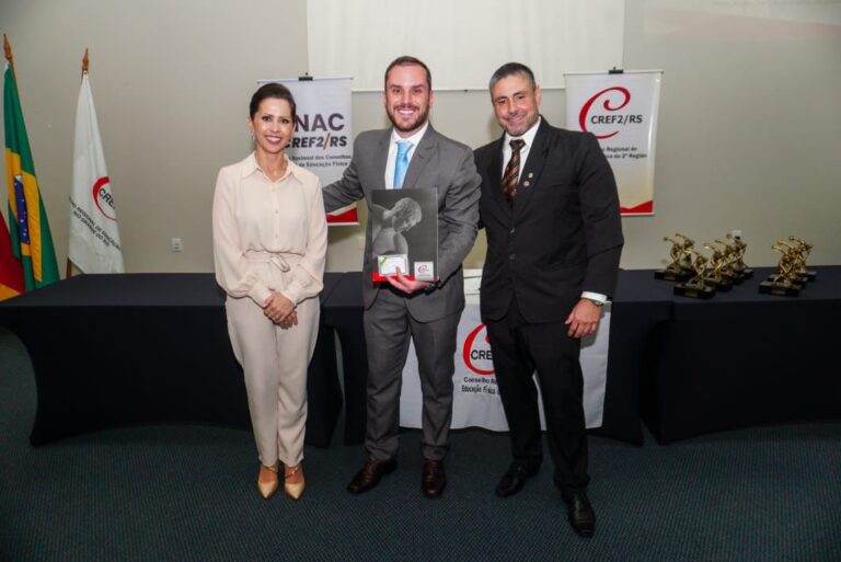 6660F4C3-2013-4547-9F33-D4F99C30D91A