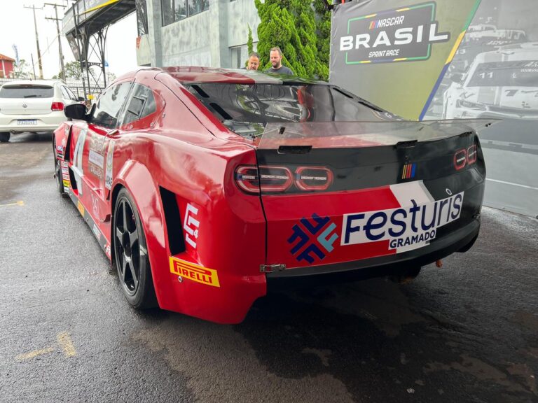 70EDE326-8DF0-42F1-9572-26667F53E732