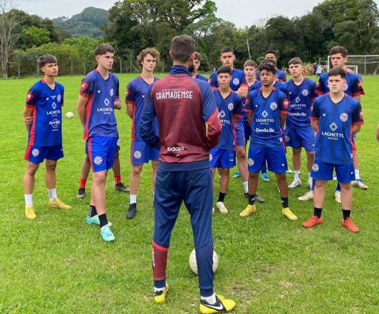 C8A0D9E3-6ECD-4C02-8831-D9B09D429CBD