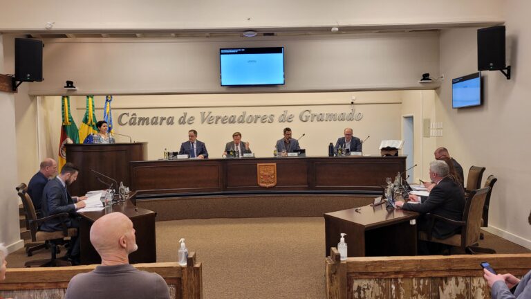 B78B6A62-B553-406F-A705-7BDB477132D3