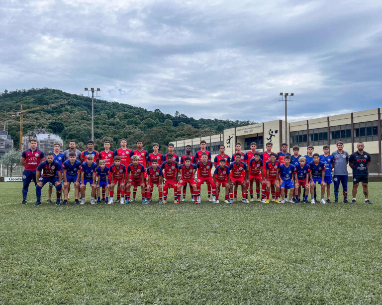 A7F00EC4-9AFC-474B-825D-5763B12C480A