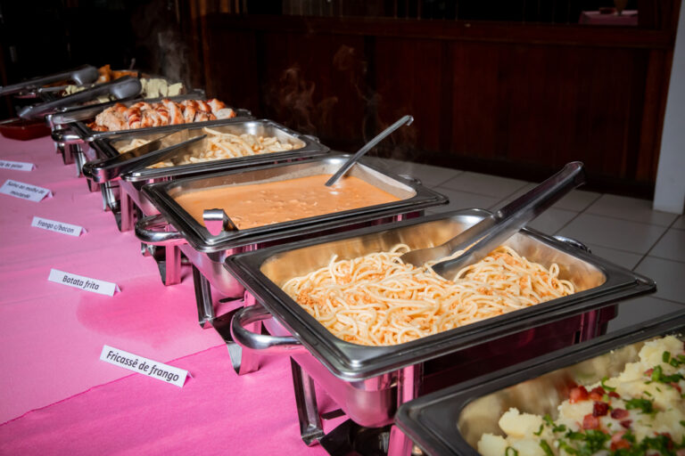 Buffet Oktober Restaurant - Foto por Cleiton Miguel