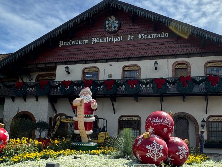 Foto Fachada Prefeitura de Gramado