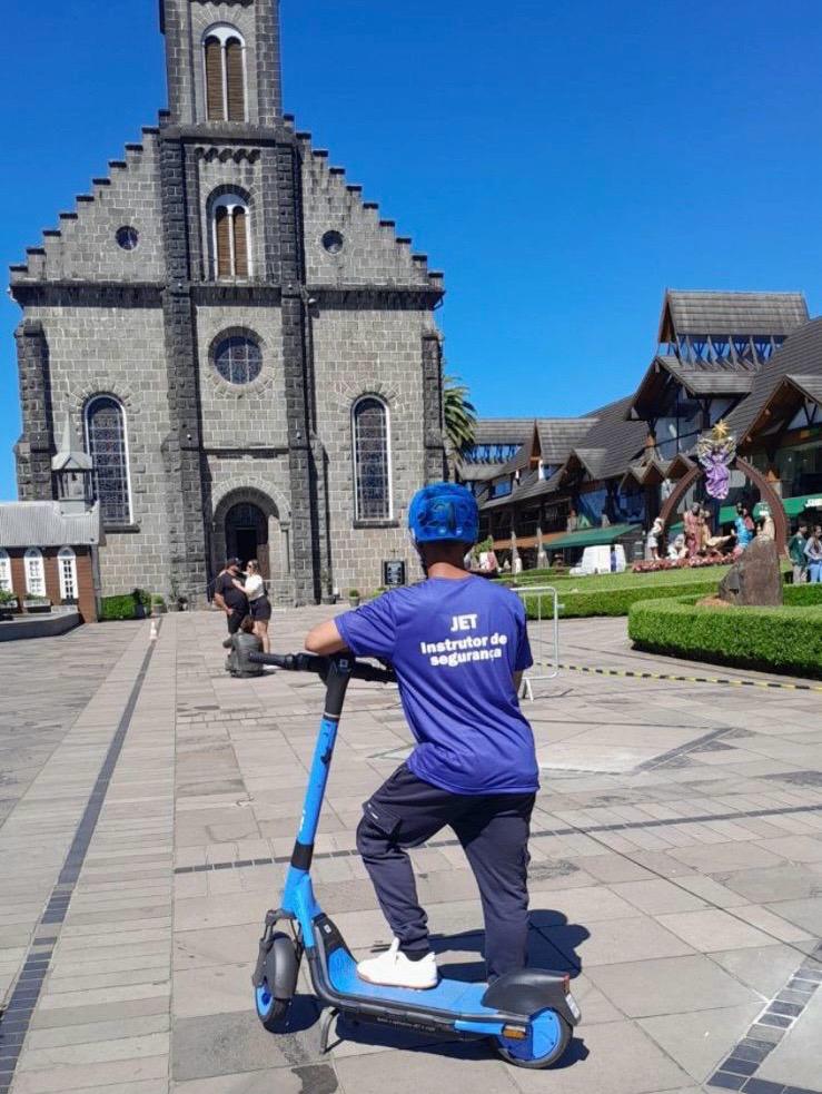 Foto Patinetes Instrutor Jet VERTICAL