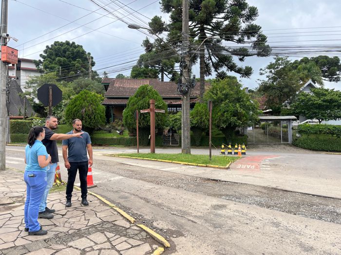 Foto Vistorias repavimentações Corsan Rua Emílio Leobet e Av Borges