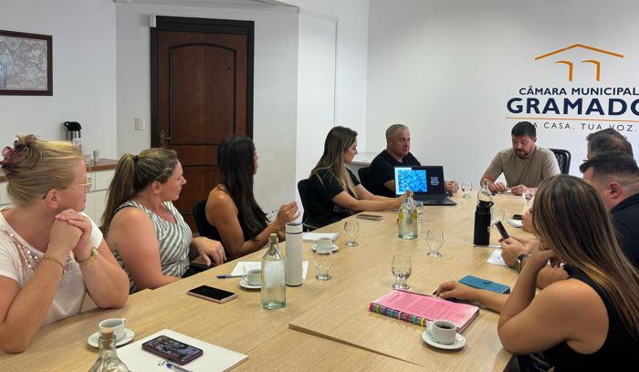 Foto Câmara e Sinditur