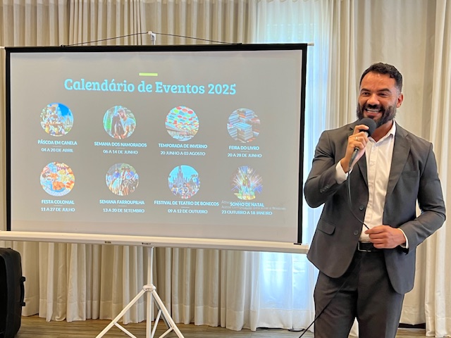 Foto Evento de lançamento do Calendário