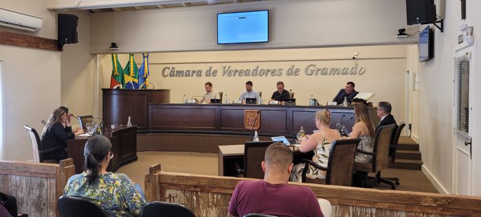 Foto Vereadores aprovam projeto para correção dos limites territoriais entre Gramado e Canela