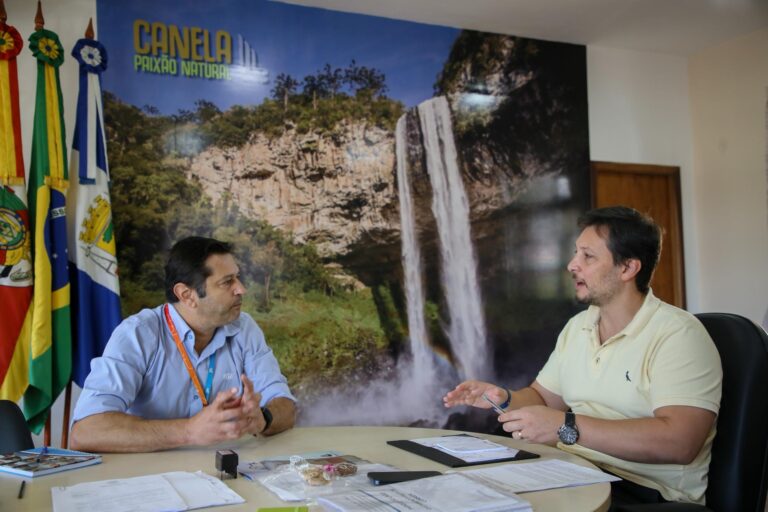 Foto Rafael e prefeito