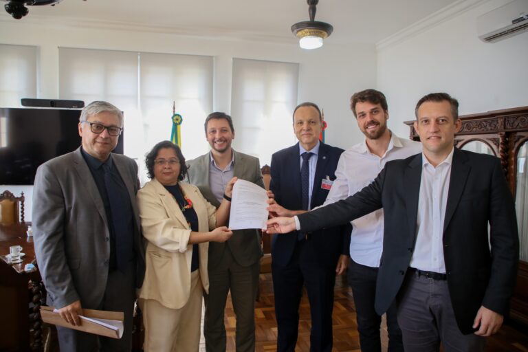 Foto Canela pleiteia isenção de impostos para parques temáticos adquirirem equipamentos