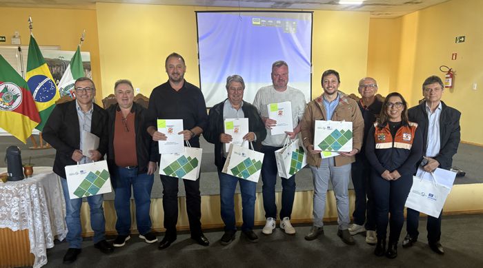 Foto Defesa Civil e Reforma da Previdência foram pautas na reunião da Amserra