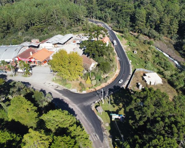 Foto Asfaltamento da estrada entre Mato Queimado e Caracol está concluído