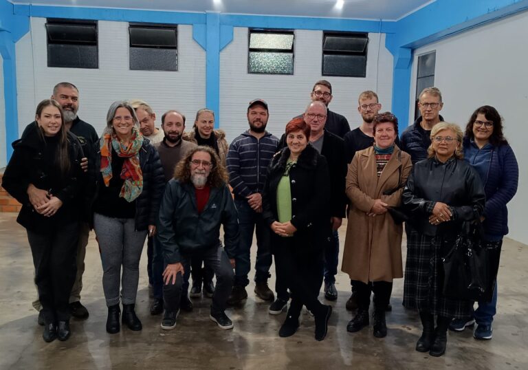 Foto Reunião do Turismo com empreendedores do interior