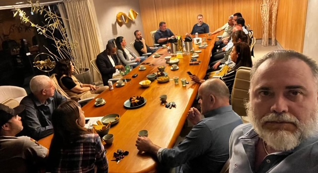 Foto reunião republicanos