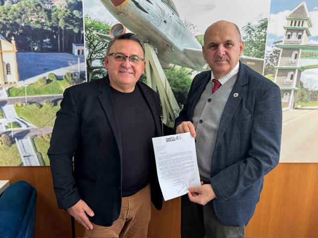 Foto André Castilhos e Deputado Estadual Dirceu Franciscon
