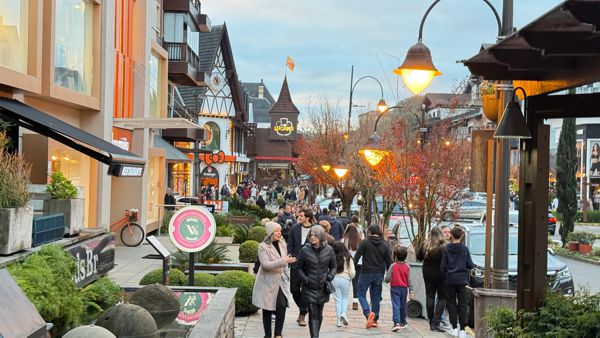 Foto Movimento Turismo Gramado