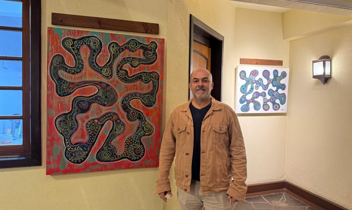 Foto Organismo II Ricardo Veras transforma a Galeria da Câmara com sua arte viva e provocadora