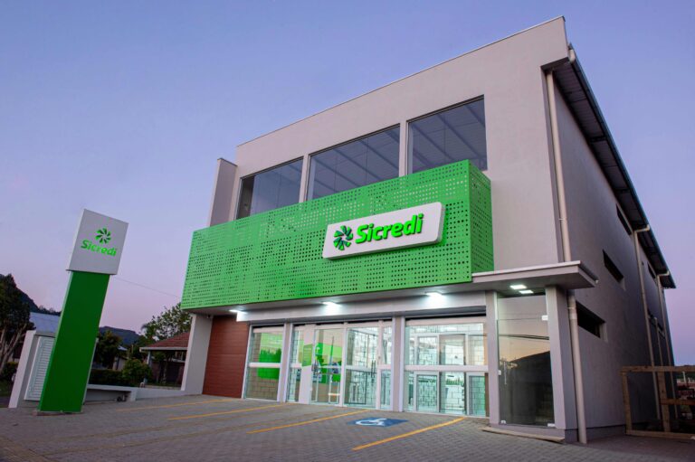 Sicredi Pioneira está presente há 30 anos em Presidente Lucena - Foto Divulgação