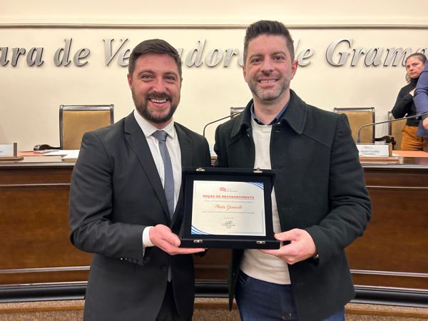 Foto Presidente da Câmara Ike Koetz e presidente da PLANTA Bernardo Tomazelli
