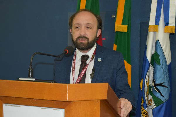 Foto RODRIGO SESSÃO