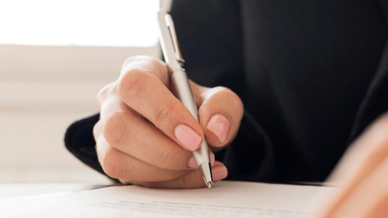 Prefeito sanciona leis elaboradas pelos Vereadores Jovens da Câmara de Gramado