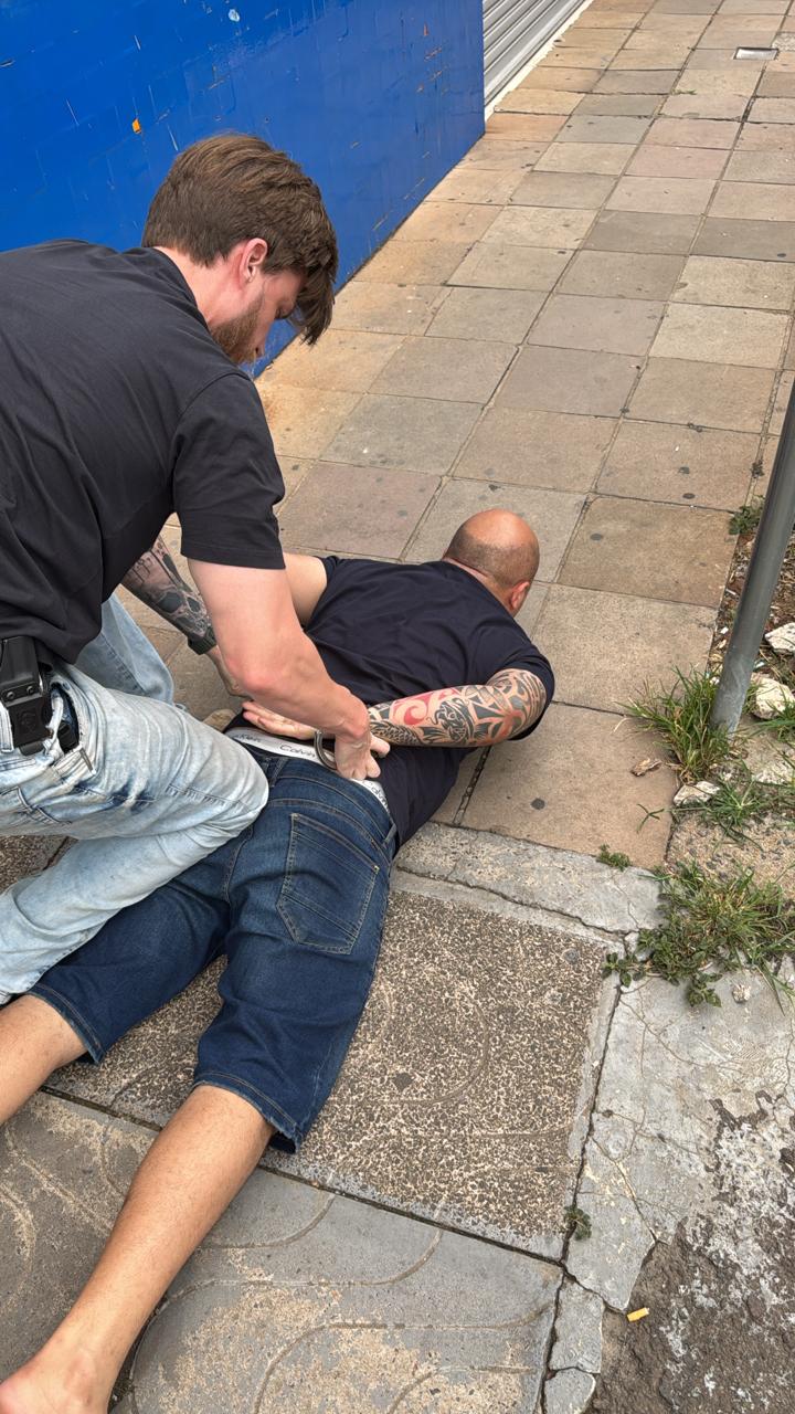 42401870-bfc5-4781-b309-78d74aa5cf59