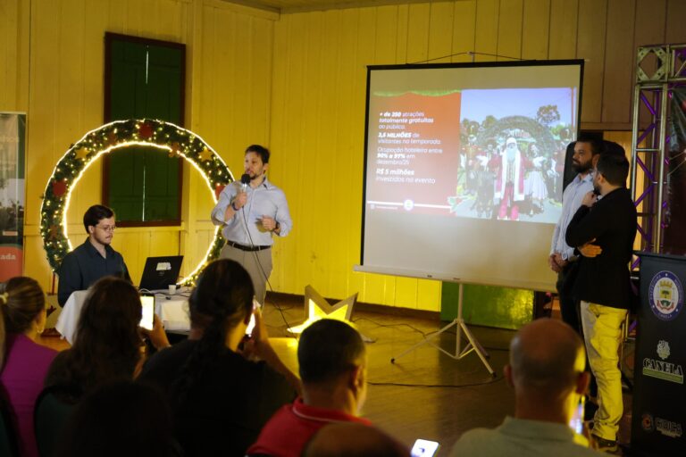 Foto Coletiva de imprensa nesta sexta