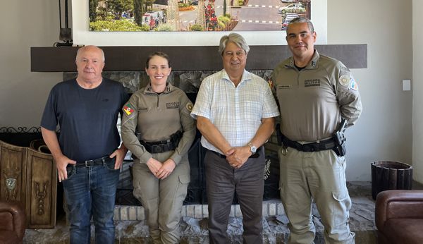 Foto Prefeitura e BM