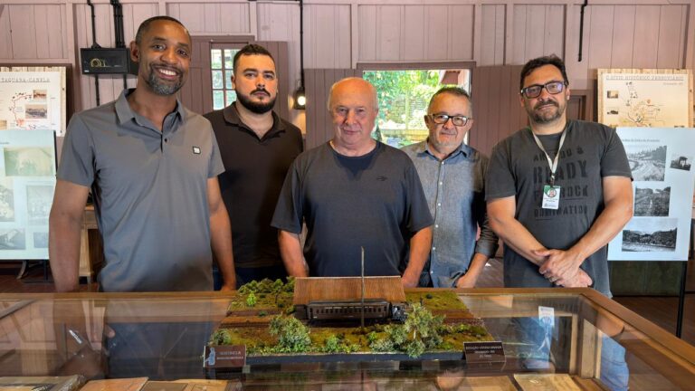 Maquete Museu do Trem Jonas, Tiago, Luia, Wanderley e Márcio