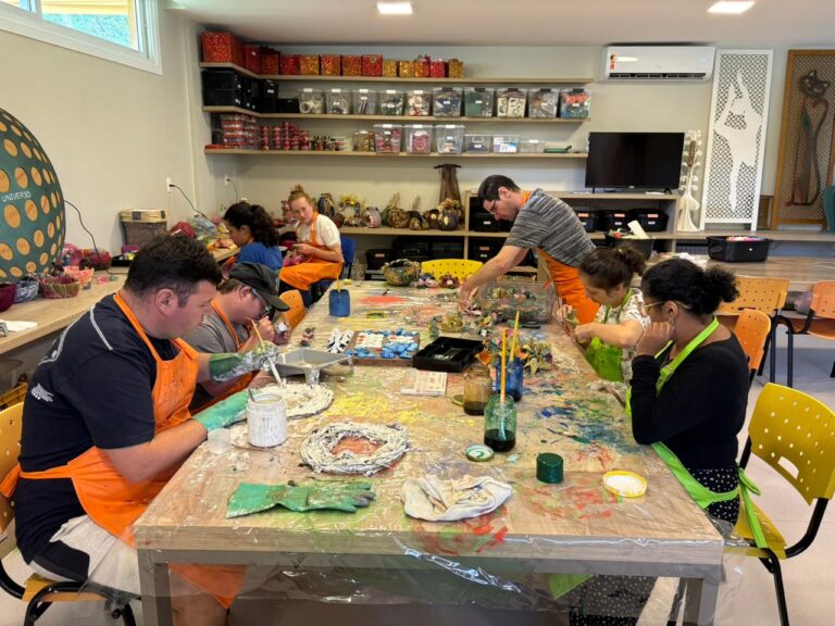 Peças são produzidas pelos usuários da APAE Gramado