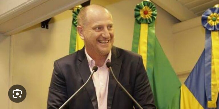 4bfb0322-fd0c-4359-ab1d-a3b7b6337458